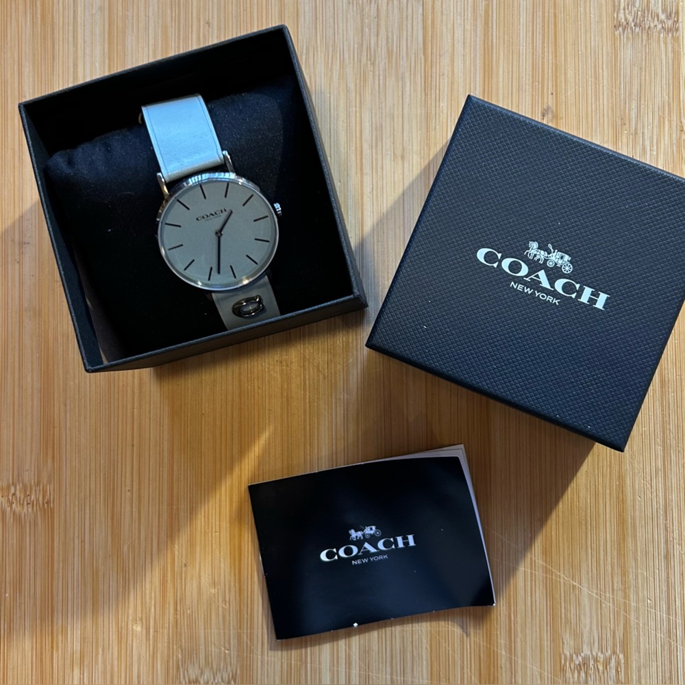 Coach Perry Watch With 36mm Blue Face & Blue Leather Band - Picture 7 of 7
